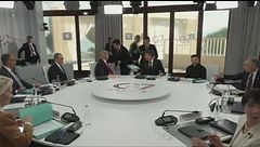 Zelensky al G7, "Ho proposto un incontro con Putin in America"