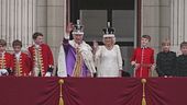 Carlo e Camilla hanno deciso, addio a Buckingham Palace