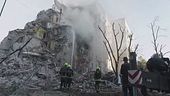 Inferno a Kiev, Putin attacca con missili e droni, vittime e feriti
