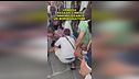 Borseggia una turista cinese, Lady pickpocket lo ferma ma è già libero
