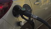 Uno scontro di 24 centesimi sul diesel, lotta al caro-carburanti