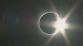 Domani eclissi di sole totale, rischi per il calo dell'energia