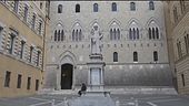 Sì al piano Lovaglio per fermare la scalata di "Intesa"