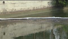 Milano, sversamento di gasolio nel Naviglio, chiazza di 28 km