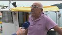 Multato il volontario di 87 anni che pulisce la spiaggia