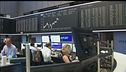 Giù la Borsa, sale lo spread, mercati nella bufera per debito e prezzi