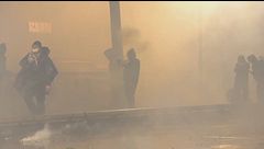 Le proteste per lo sgombero di Askatasuna, perquisizioni