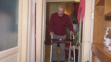 Milano, Sala mette a dieta gli anziani e i disabili con basso reddito