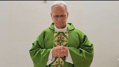 "Sì alle dimissioni", la ripresa del Papa, i medici valutano le cure