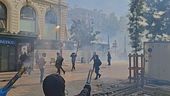 Studenti e "gilet gialli" in piazza, scontri in tutta la Francia