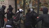 Più di 270 fermi, 220 sono minorenni, 60 stranieri, 32 gli arrestati