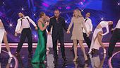 Lorella Cuccarini, Vanessa Incontrada e Gigi D'Alessio in "Pedro"