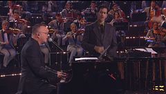 Gigi D'Alessio e Mahmood in "Tu si na cosa grande"
