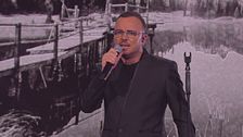 Gigi D'Alessio in "Un selfie con la vita"