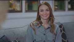Cansu si avvicina a Feride