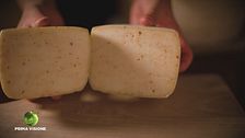 I formaggi prodotti con il latte di asina