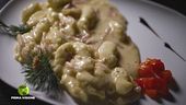 Gnocco di patate crude, risotto al Groppello e carne salada