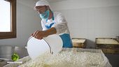 La lavorazione dello strachitunt