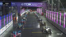La Gara 2 di Tokyo parte con la safety car