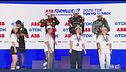 Il podio della Gara 2 a Tokyo