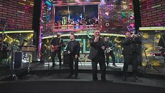 Roy Paci in "Toda joia toda beleza"