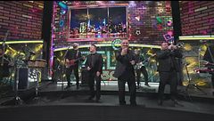 Roy Paci in "Toda joia toda beleza"