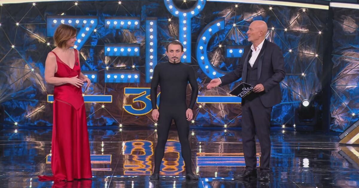 Zelig: La performance di Simone Barbato Video | Mediaset Infinity