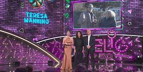 Vincenzo Albano e l'insegnante di Burlesque di Teresa Mannino