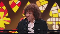 L'esibizione di Riccardo Cocciante a "La Ruota della Fortuna"