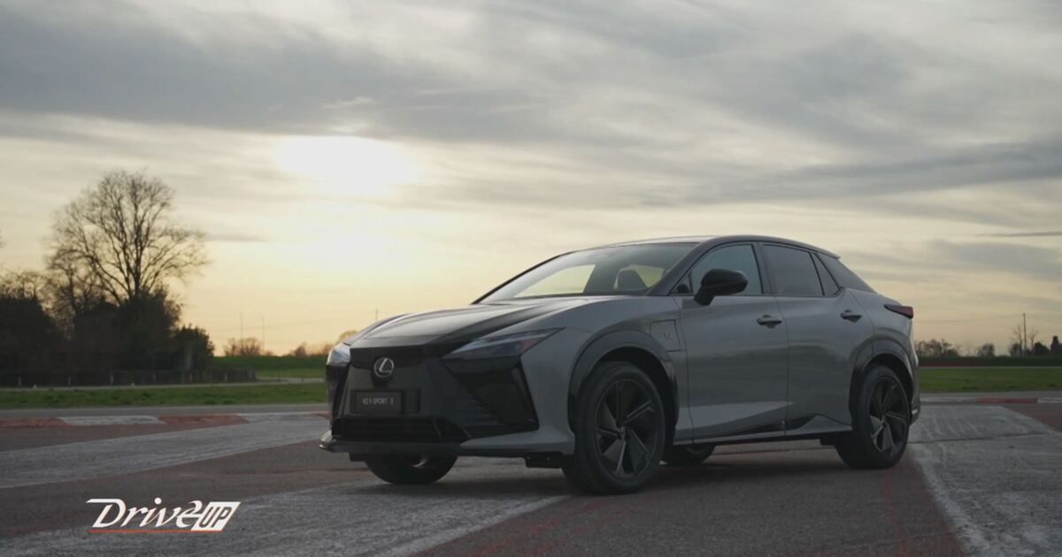 Drive Up: Lexus RZ F Sport, il SUV con il volante Steer-By-Wire Video ...