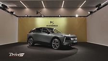 DS N°7 si presenta a Parigi, un'auto dallo stile europeo