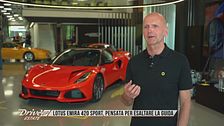 A bordo di Lotus Emira 420 Sport, supercar stabile e reattiva
