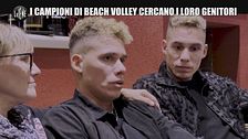 CORTI: Campioni di beach volley cercano i loro genitori