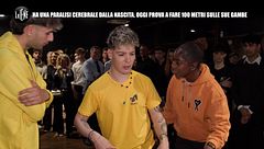 CIZCO: Ha una paralisi cerebrale dalla nascita, oggi prova a fare 100 metri sulle sue gambe