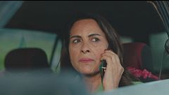 Alya, Cihan e la telefonata di Fikriye