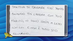 Militello commenta in studio i cartelli più comici