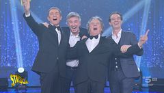 Ciak, si gira! Picone e quel bacio piccolissimo alla suora…