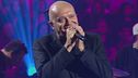 Max Pezzali in "Una canzone d'amore"