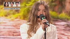 Elena - Esibizione per non andare all'eliminazione finale - 25 aprile