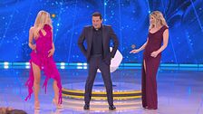 La lezione di danza di Lorella Cuccarini e Isobel Kinnear a Max Giusti