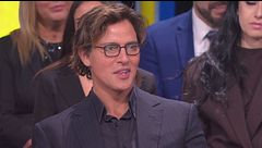 Un selfie per Gabriel Garko