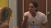 Nicolò a Lucia: "A me la tua leggerezza non piace"
