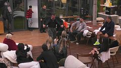 Una gara di seduzione improvvisata