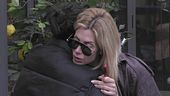 Paola: "Mia mamma non mi ha mai abbracciato"