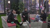 Continua la discussione tra i VIP