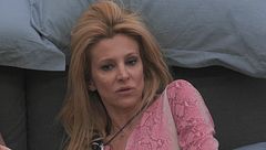 Adriana sul litigio con Ibiza: "Sono stata coerente con il mio pensiero"