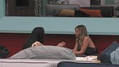 Anche Blu Barbara cerca un confronto con Lucia