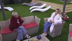Antonella a confronto con Paola: le ragioni delle due VIP