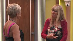 La posizione di Alessandra su Antonella