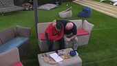 Lo sconforto di Renato dopo lo scontro con Alessandra e Lucia